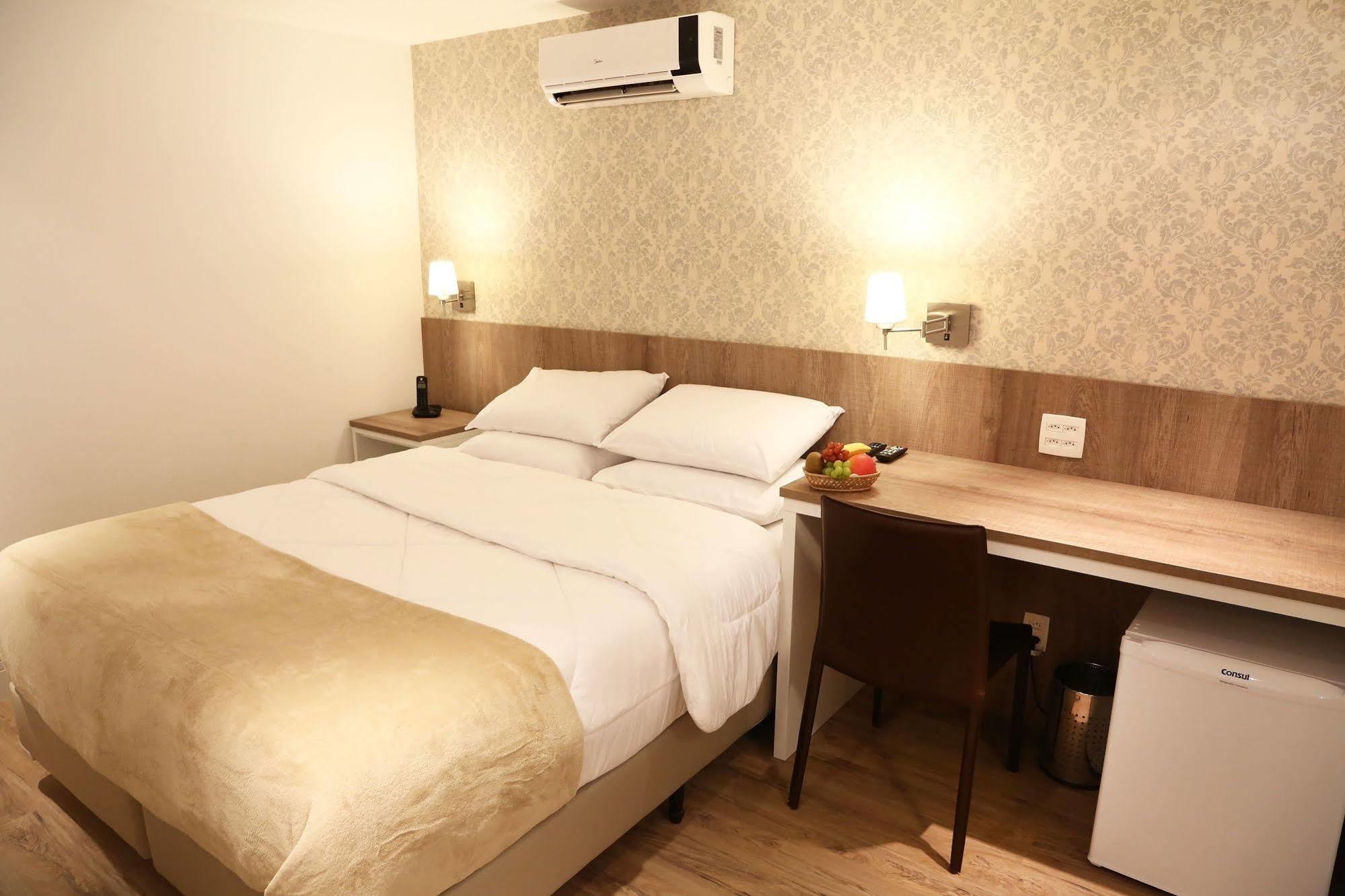 Sant' Martre Pensão 4*