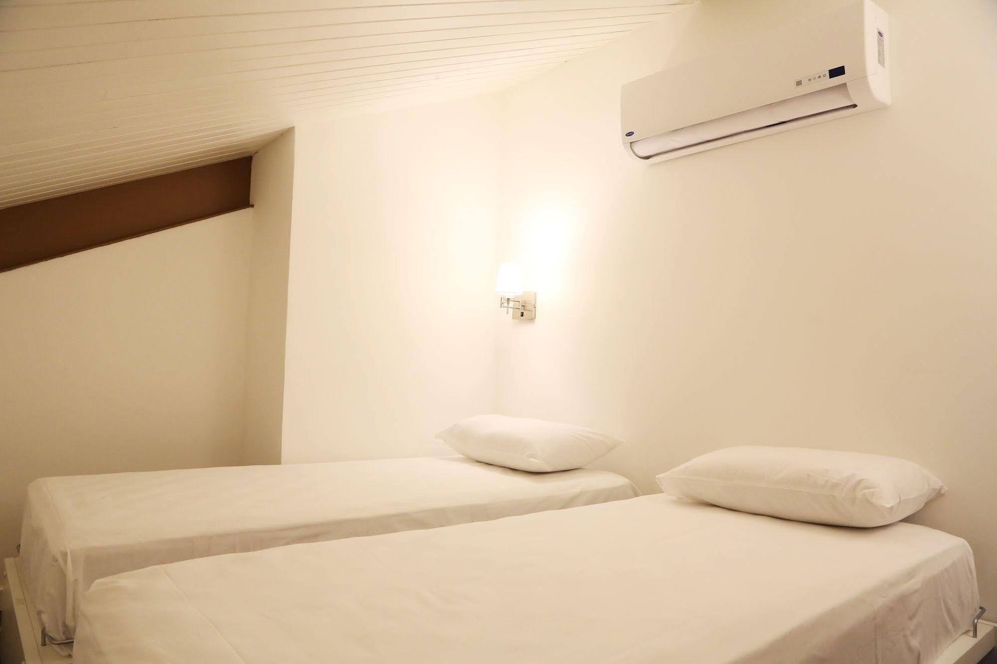 Pensão Sant' Martre 4*